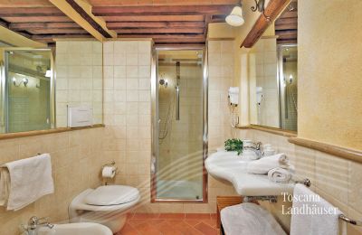 Maison de campagne à vendre Asciano, Toscane, RIF 2992 Badezimmer 1