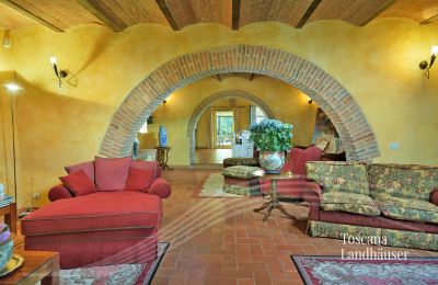 Maison de campagne à vendre Asciano, Toscane, RIF 2992 Wohnbereich mit Rundbögen