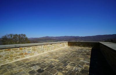 Château médiéval à vendre 06060 Pian di Marte, Torre D’Annibale, Ombrie, Vue