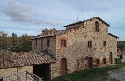 Maison de campagne à vendre Gaiole in Chianti, Toscane, RIF 3073 Blick auf Gebäude