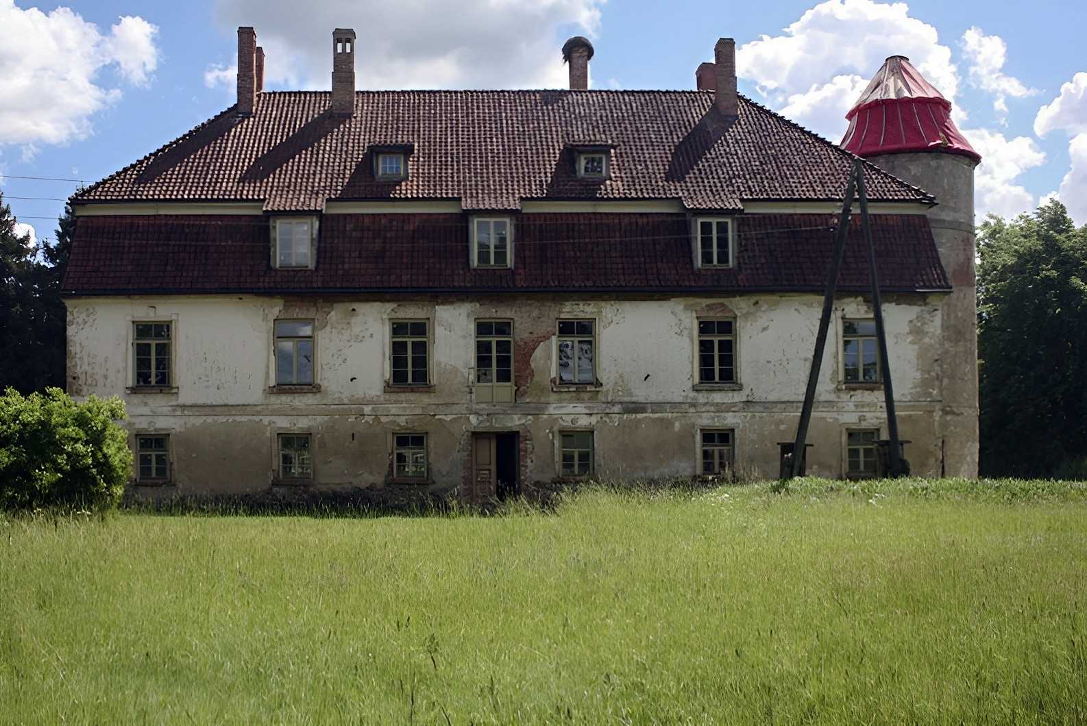 Photos Vormsāte - Gutshaus Groß Wormsathen