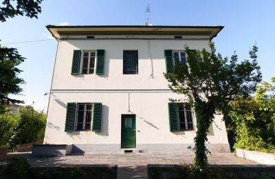 Villa historique à vendre Lucca, Toscane, Vue latérale