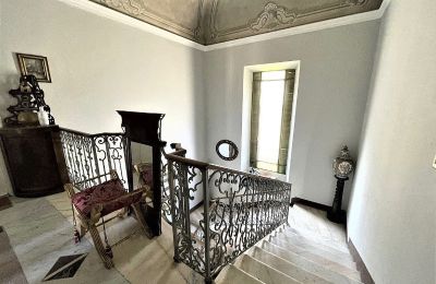 Villa historique à vendre Verbano-Cusio-Ossola, Intra, Piémont, Escalier