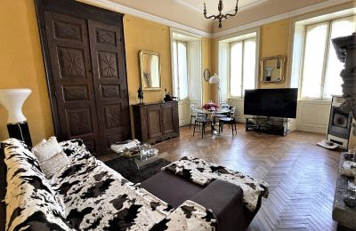 Villa historique à vendre Verbano-Cusio-Ossola, Intra, Piémont, Salon