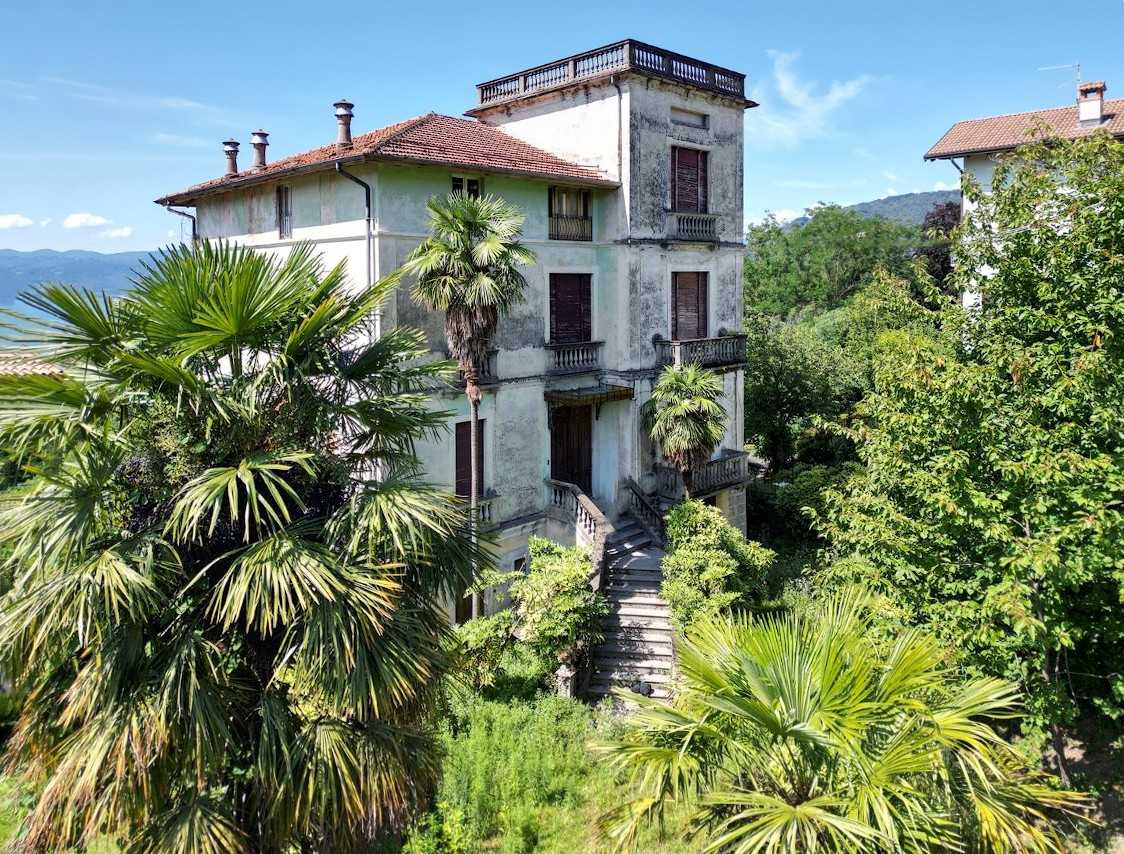 Photos Villa Art Nouveau à Verbania Antoliva avec vue sur le lac et jardin