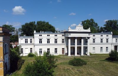 Propriétés, Réduction de prix : Manoir et parc près de Poznan