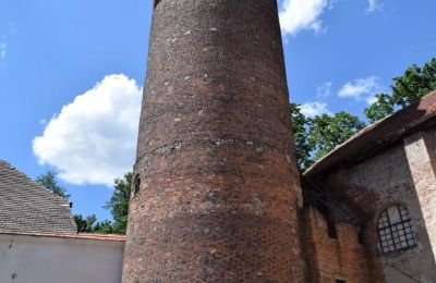 Château médiéval à vendre Karłowice, Zamek w Karłowicach, Voïvodie d'Opole, Tour