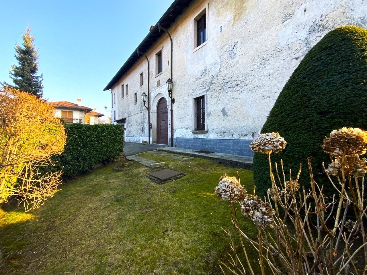 Photos Partie du domaine historique "Il Castello di Vezzo" de la famille Visconti