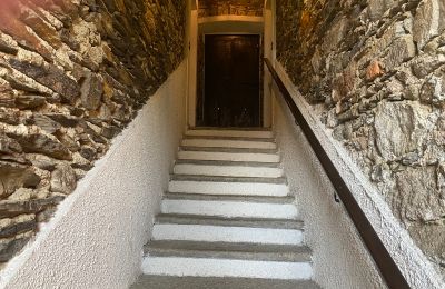 Manoir à vendre Gignese, Via al Castello 20, Piémont, Steintreppe
