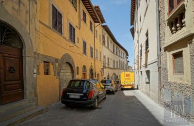 Appartement du château à vendre Arezzo, Via Giuseppe Mazzini, Toscane, Image 25/25