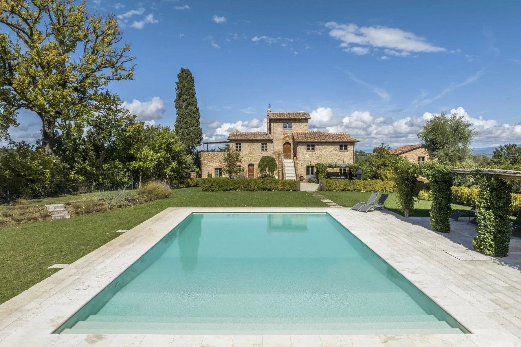 Photos  Domaine Toscan avec Vue Panoramique à Montepulciano, 19e Siècle