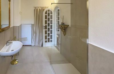 Appartement du château à vendre 28838 Stresa, Piémont, Salle de bain