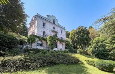 Propriétés, Appartement dans la Villa Amalia à Stresa - Vue sur le lac et plage privée