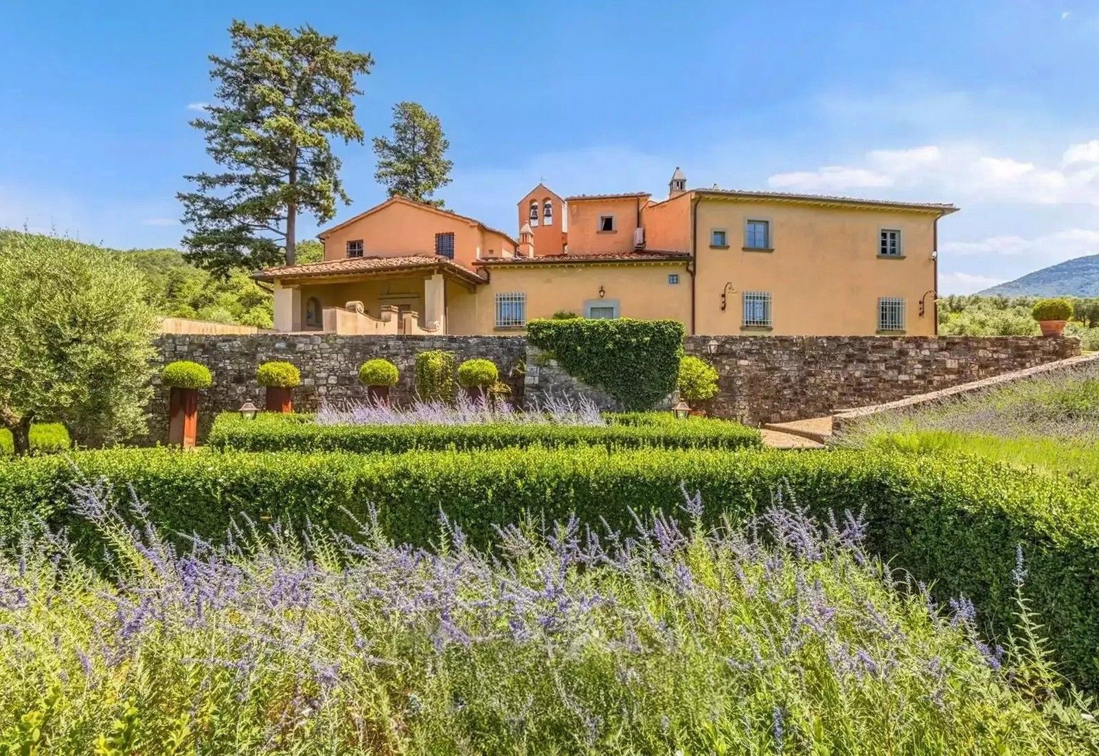 Photos Propriété exclusive d'époque Renaissance sur les collines de Florence