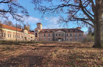 Propriétés, Manoir dans la région des lacs de Mazurie