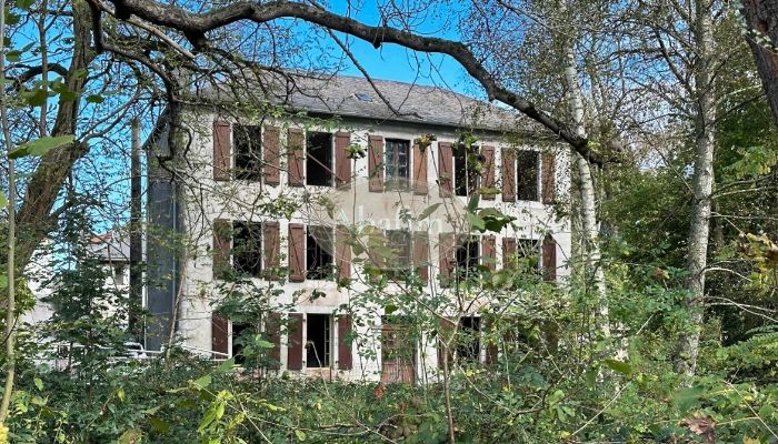 Propriété historique à vendre Anères, Occitanie,  France