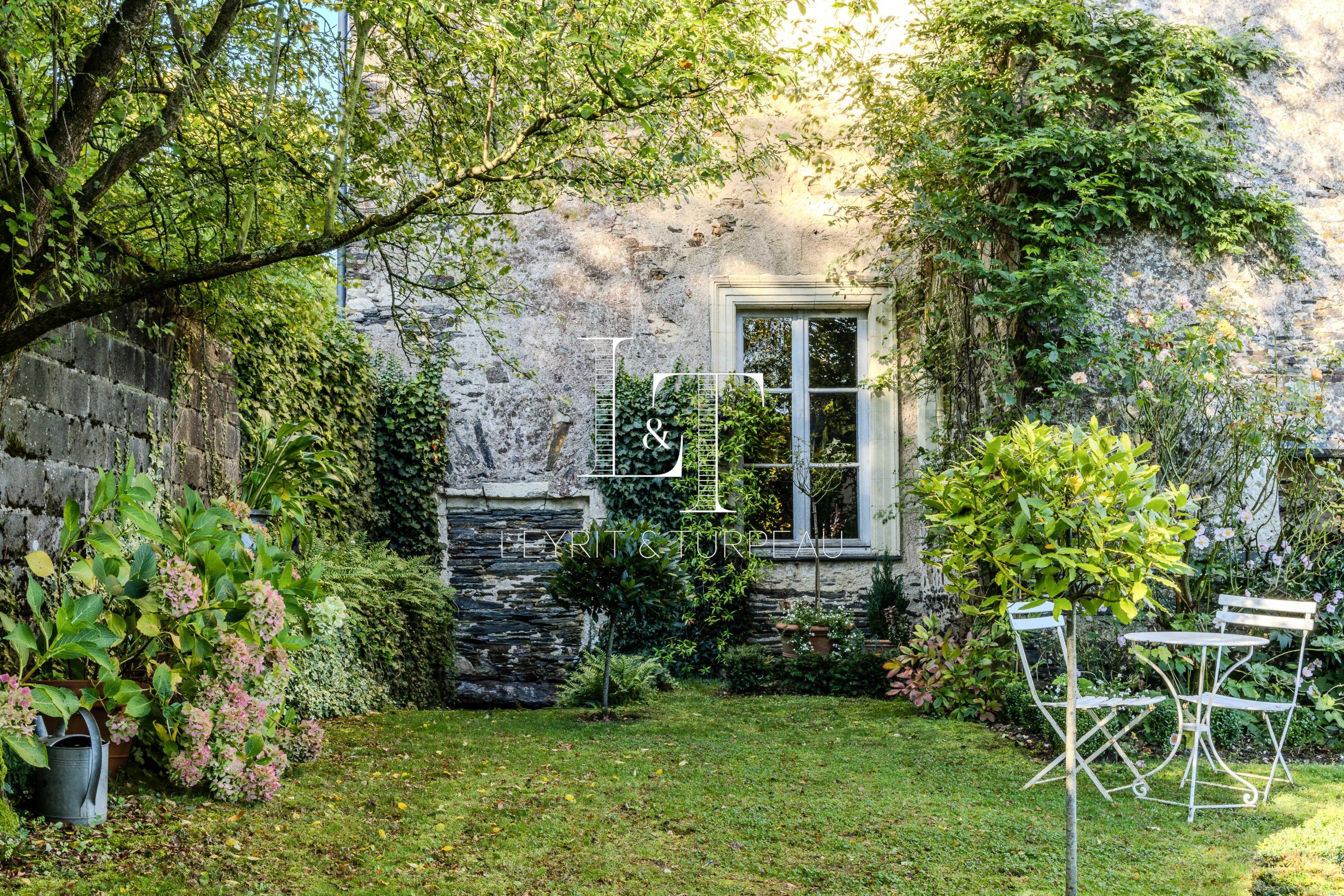 Photos Manoir de la Loire avec décor d'origine