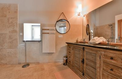 Propriété historique à vendre Occitanie, Salle de bain