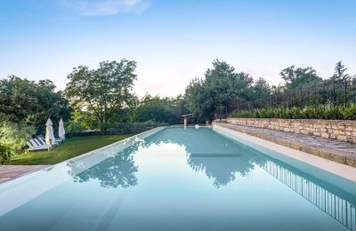 Manoir à vendre Uzès, Occitanie, Piscine