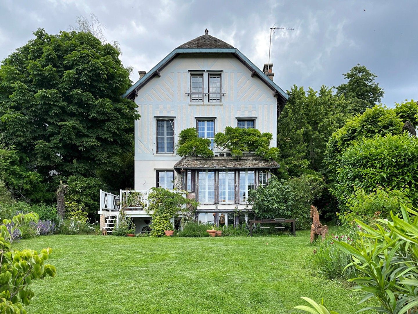 Photos Maison de caractère dans l'ouest parisien