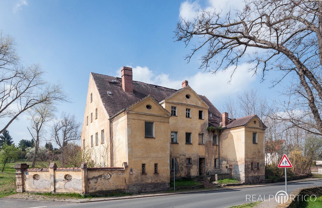 Ruine des Herrenhauses in Theißen (Burgenlandkreis), Theißen