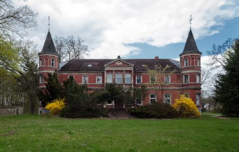 /pp/cc_by/thumb-de-mecklenburg-vorpommern-priborn-gutshaus.jpg