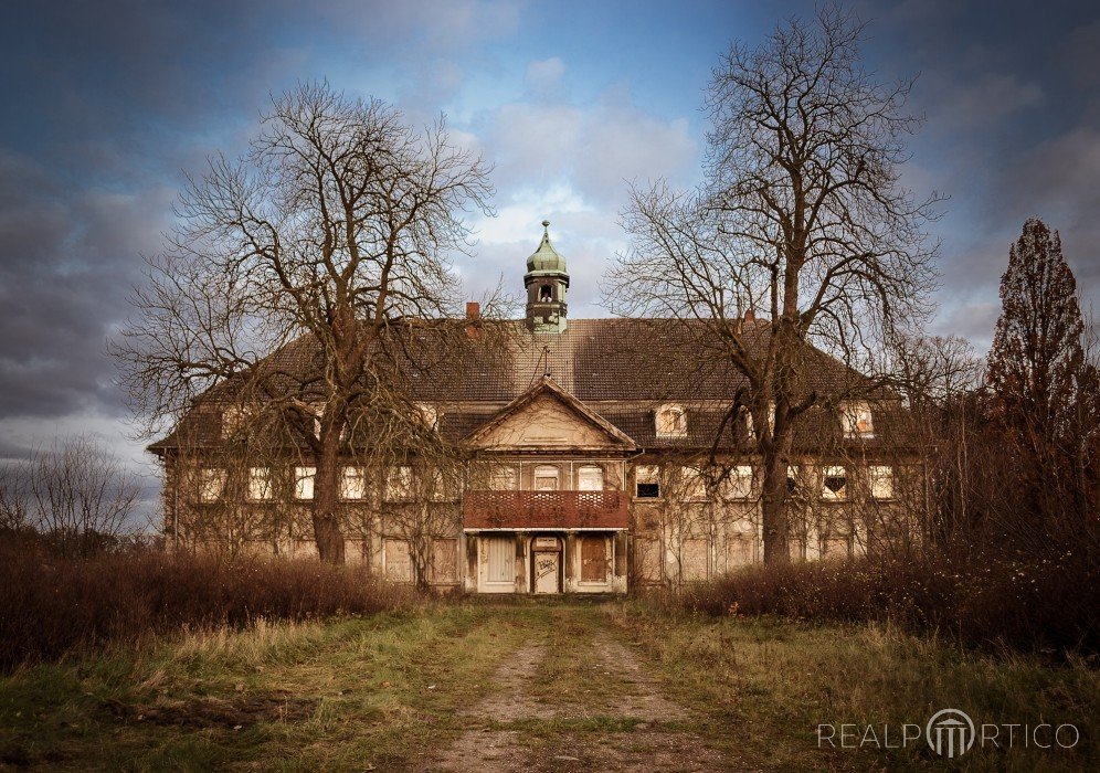 Gutshaus Lübzin, Landkreis Rostock, Lübzin