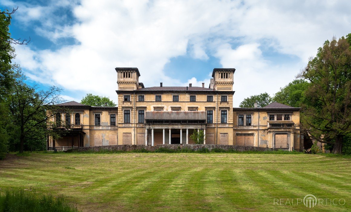 Schloss in Krzeszowice (Kressendorf),  Kleinpolen, Krzeszowice