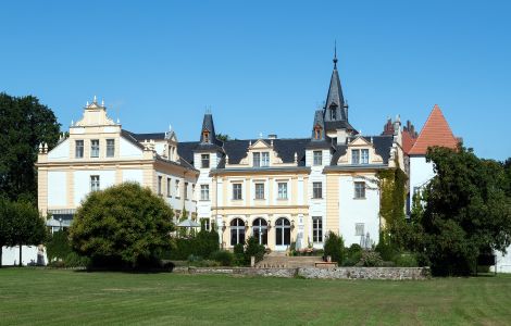 /pp/cc_by_nc_sa/thumb-de-brandenburg-gut-liebenberg-herrenhaus.jpg