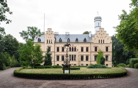 /pp/cc_by_sa/thumb-deutschland-sachsen-anhalt-wittenberg-schloss-kropstadt.jpg