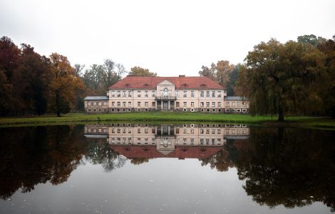 /pp/public_domain/thumb-polska-wielkopolskie-owinska-palac.jpg